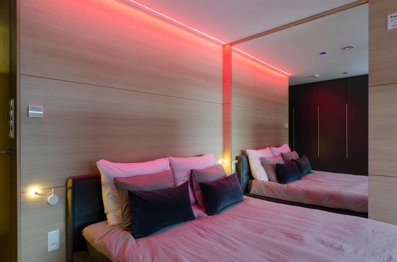 Lupoapartments Z Jacuzzi Pole Dance Leczycka 29 Klimatyzacja Parking Dostep Na Kod 우치 객실 사진