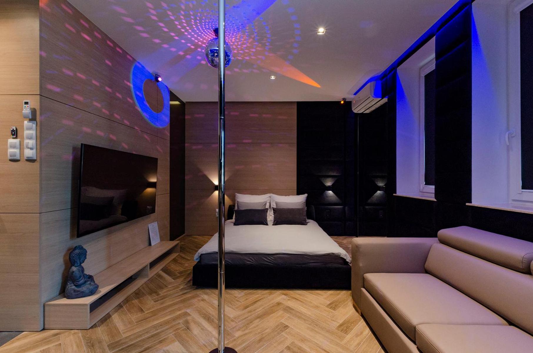 Lupoapartments Z Jacuzzi Pole Dance Leczycka 29 Klimatyzacja Parking Dostep Na Kod 우치 외부 사진
